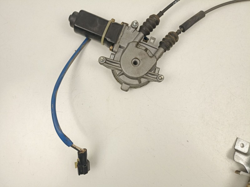 Recambio de elevalunas trasero derecho para kia shuma i (fb) 1.5 i 16v referencia OEM IAM 0K2A272560C  