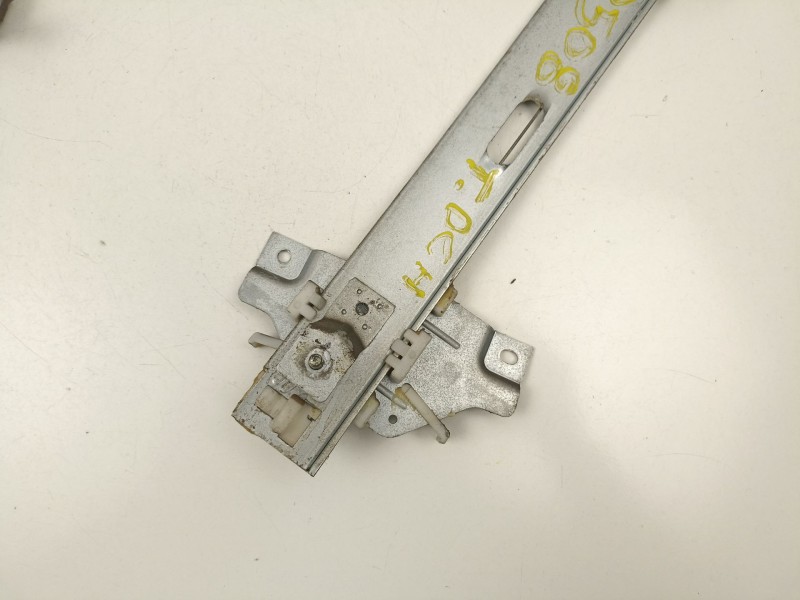 Recambio de elevalunas trasero derecho para kia shuma i (fb) 1.5 i 16v referencia OEM IAM 0K2A272560C  