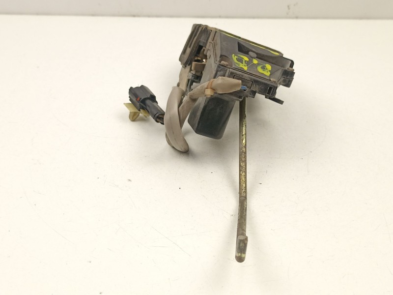 Recambio de cerradura puerta delantera derecha para kia shuma i (fb) 1.5 i 16v referencia OEM IAM 0K2A258311B  