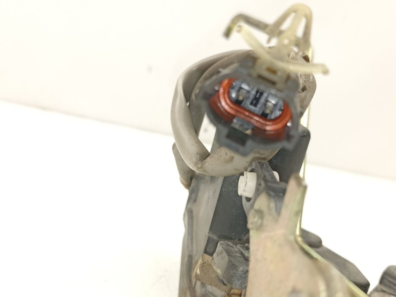 Recambio de cerradura puerta delantera derecha para kia shuma i (fb) 1.5 i 16v referencia OEM IAM 0K2A258311B  