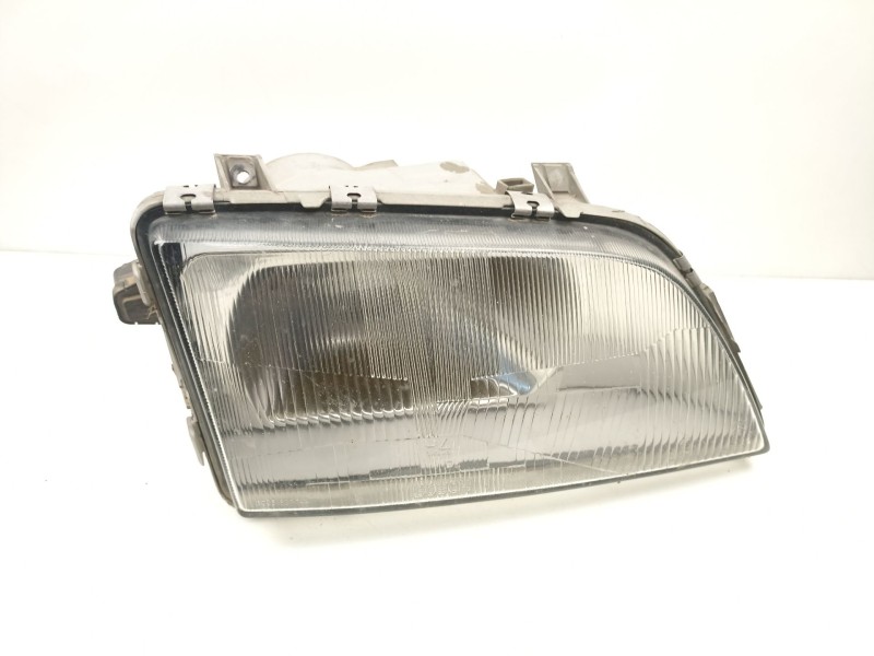 Recambio de faro derecho para opel omega a (v87) 2.0 (f19, m19, n19) referencia OEM IAM 90246535 0301076302 