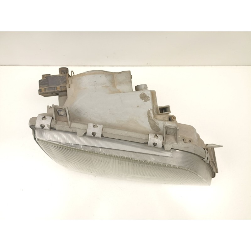 Recambio de faro derecho para opel omega a (v87) 2.0 (f19, m19, n19) referencia OEM IAM 90246535 0301076302 
