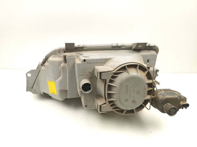 Recambio de faro derecho para opel omega a (v87) 2.0 (f19, m19, n19) referencia OEM IAM 90246535 0301076302 