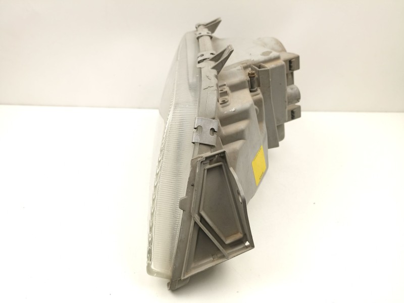 Recambio de faro derecho para opel omega a (v87) 2.0 (f19, m19, n19) referencia OEM IAM 90246535 0301076302 
