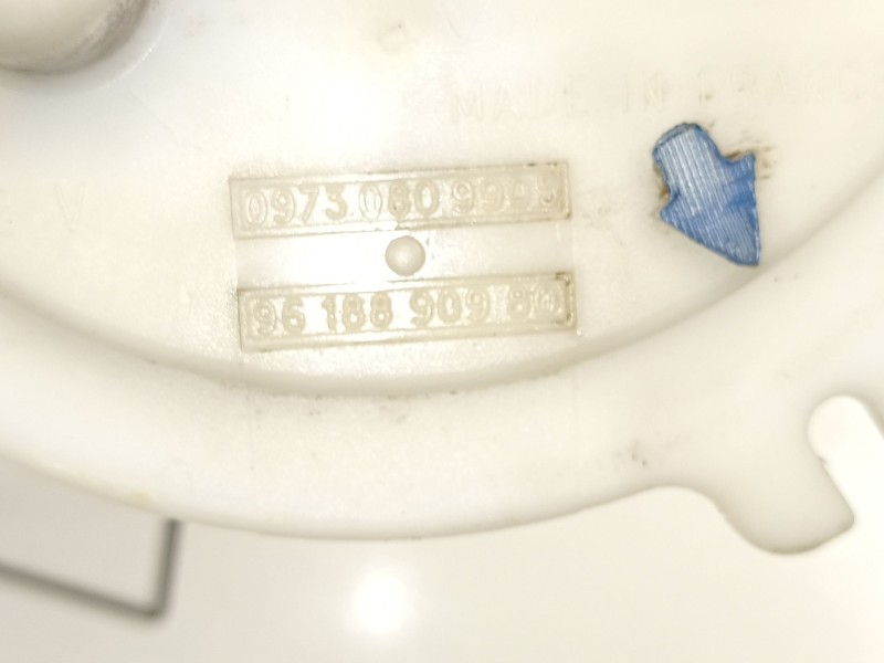 Recambio de bomba combustible aforador para peugeot 406 (8b) 1.9 td referencia OEM IAM 9618890980 09730809905 