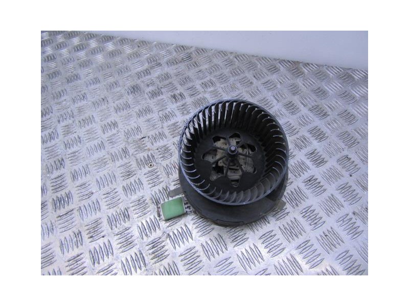 Recambio de motor calefaccion : volkswagen caddy : 1.9 tdi (104,69cv) [2005] para volkswagen caddy 1.9 tdi referencia OEM IAM 98