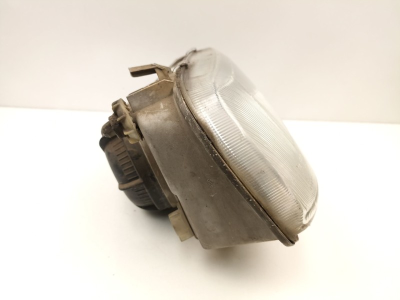 Recambio de faro derecho para volkswagen vento 1.9 td (d) aaz referencia OEM IAM 1H5941018H  