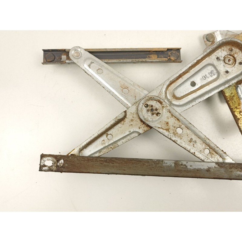 Recambio de elevalunas trasero izquierdo para kia sorento i (jc) 2.5 crdi referencia OEM IAM 834013E001 XH602PA 