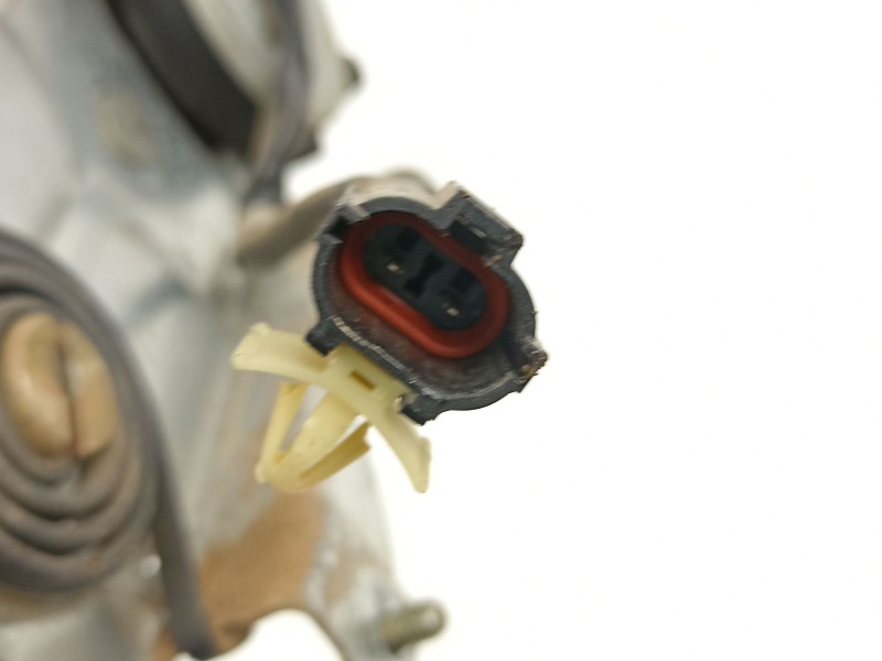 Recambio de elevalunas trasero izquierdo para kia sorento i (jc) 2.5 crdi referencia OEM IAM 834013E001 XH602PA 