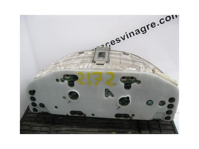 Recambio de cuadro instrumentos : mazda 323 : 1.5 g 16v/25 (egi dohc)(88,4cv) 5p [1998] para mazda 323 1.5 g 16v/25 (egi dohc) r