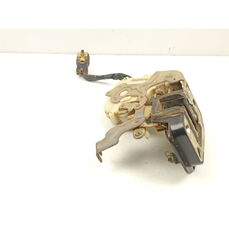 Recambio de cerradura puerta delantera izquierda para kia sorento i (jc) 2.5 crdi referencia OEM IAM 813103E010  