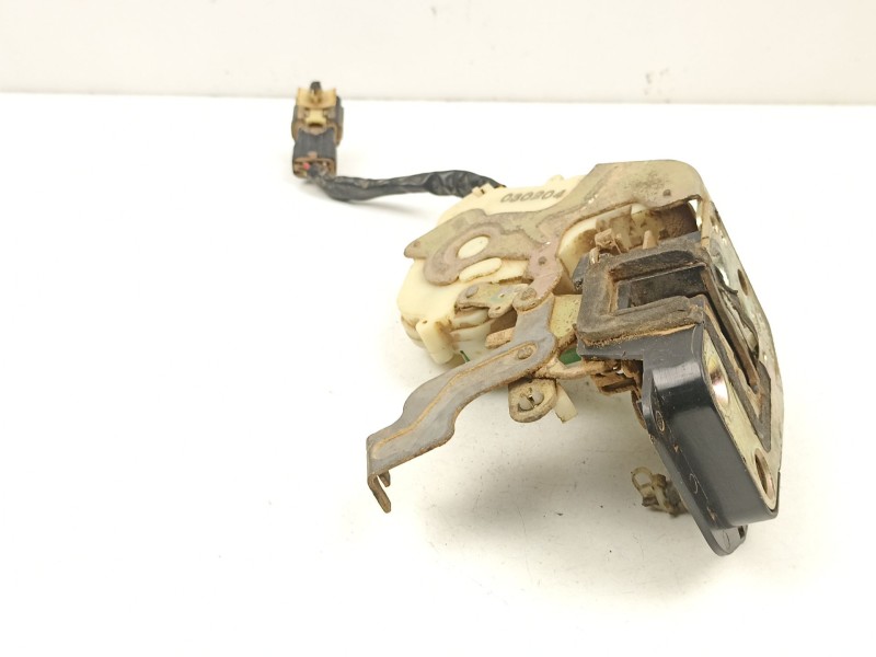 Recambio de cerradura puerta delantera izquierda para kia sorento i (jc) 2.5 crdi referencia OEM IAM 813103E010  