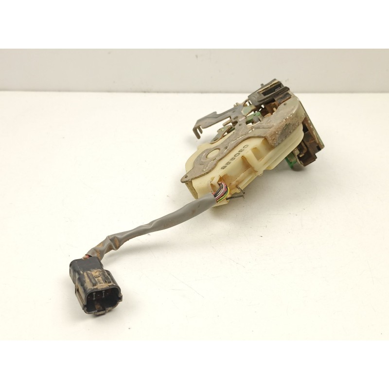 Recambio de cerradura puerta delantera derecha para kia sorento i (jc) 2.5 crdi referencia OEM IAM 813203E010  