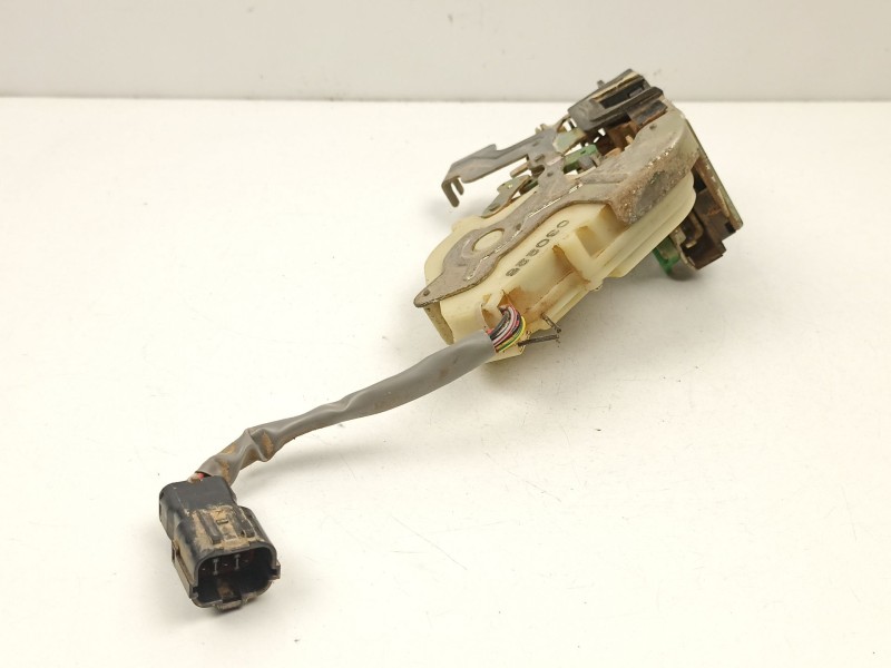 Recambio de cerradura puerta delantera derecha para kia sorento i (jc) 2.5 crdi referencia OEM IAM 813203E010  