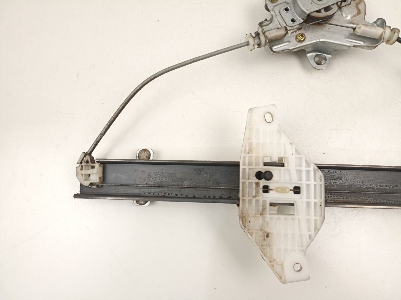 Recambio de elevalunas delantero izquierdo para hyundai accent ii sedán (lc) 1.5 crdi referencia OEM IAM 8240325010  