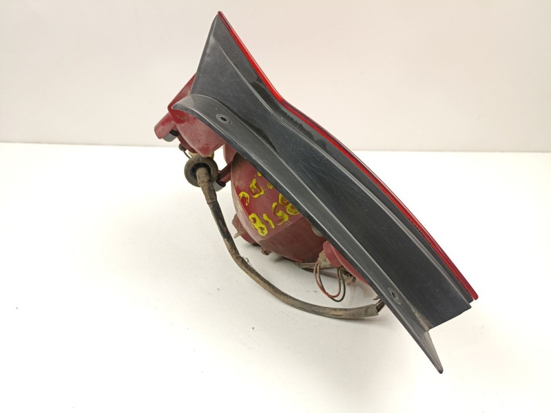 Recambio de piloto trasero derecho para hyundai accent ii sedán (lc) 1.5 crdi referencia OEM IAM 9240225710  