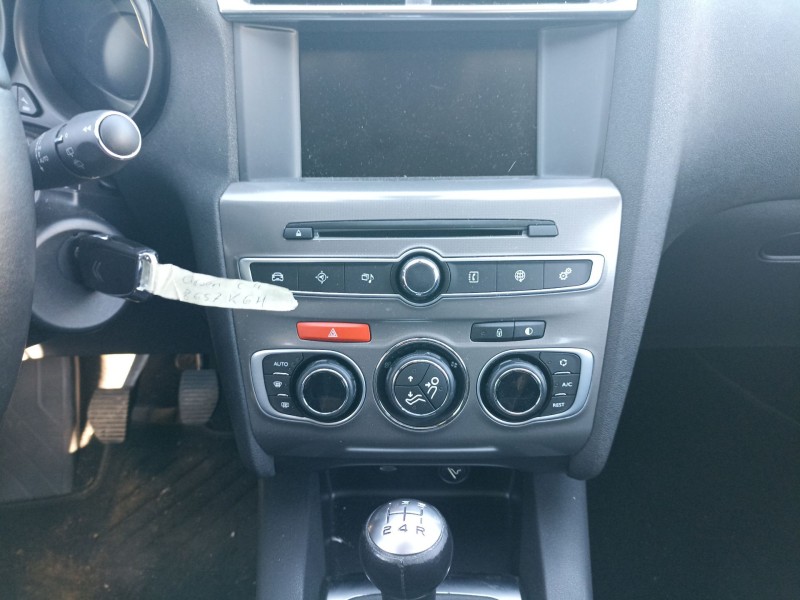 Recambio de carroceria para citroën c4 ii (nc_) 1.6 bluehdi 100 referencia OEM IAM   