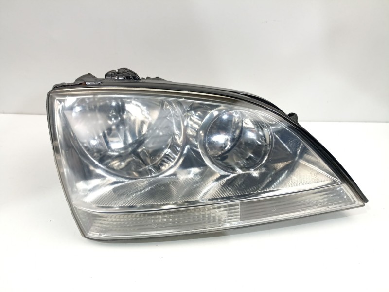 Recambio de faro derecho para kia sorento i (jc) 2.5 crdi referencia OEM IAM 921023E010  
