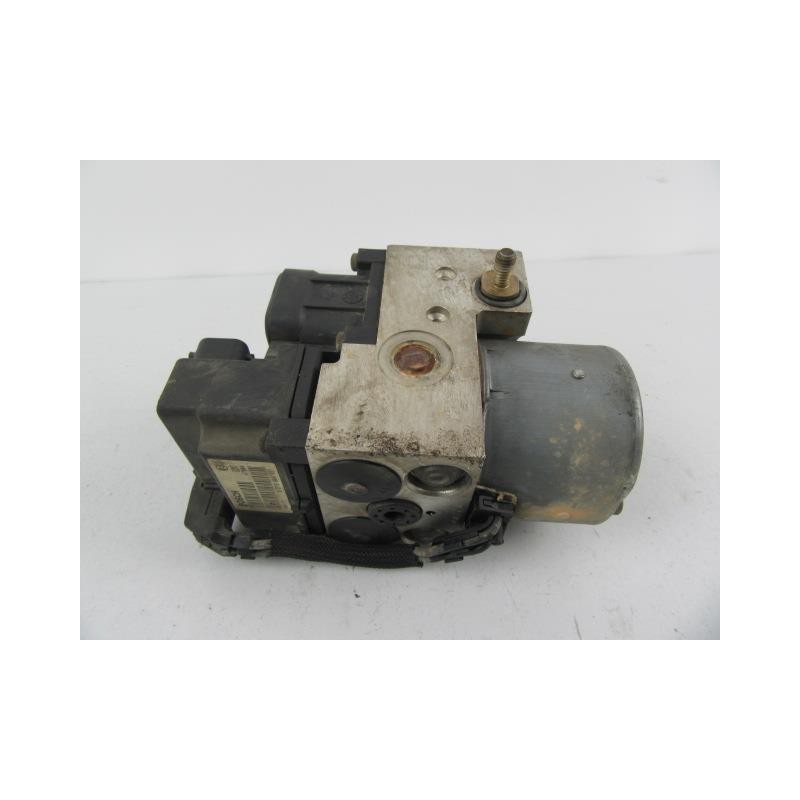 Recambio de abs : renault clio : 1.1 g [2001] para renault clio 1.1 g referencia OEM IAM 8200085584  