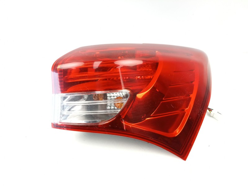 Recambio de piloto trasero derecho para hyundai ix20 (jc) 1.4 crdi referencia OEM IAM 924021K000  