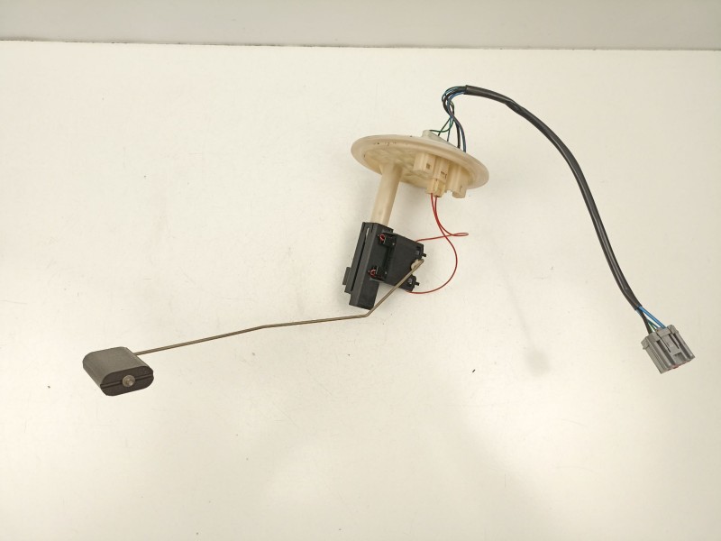 Recambio de bomba combustible aforador para volvo s60 i (384) 2.4 referencia OEM IAM 8683142  