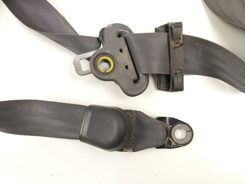 Recambio de cinturon seguridad delantero izquierdo para kia sorento i (jc) 2.5 crdi referencia OEM IAM 888503E210GW  