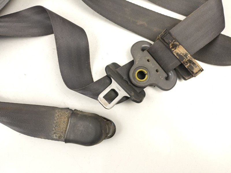 Recambio de cinturon seguridad delantero derecho para kia sorento i (jc) 2.5 crdi referencia OEM IAM 888603E210GW  