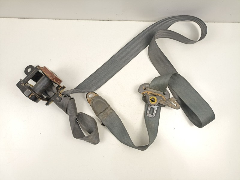 Recambio de cinturon seguridad trasero derecho para kia sorento i (jc) 2.5 crdi referencia OEM IAM 898203E200GW  