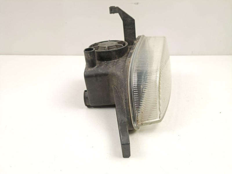 Recambio de antiniebla izquierdo para opel zafira a monospace (t98) 2.0 dti 16v (f75) referencia OEM IAM 24407174  