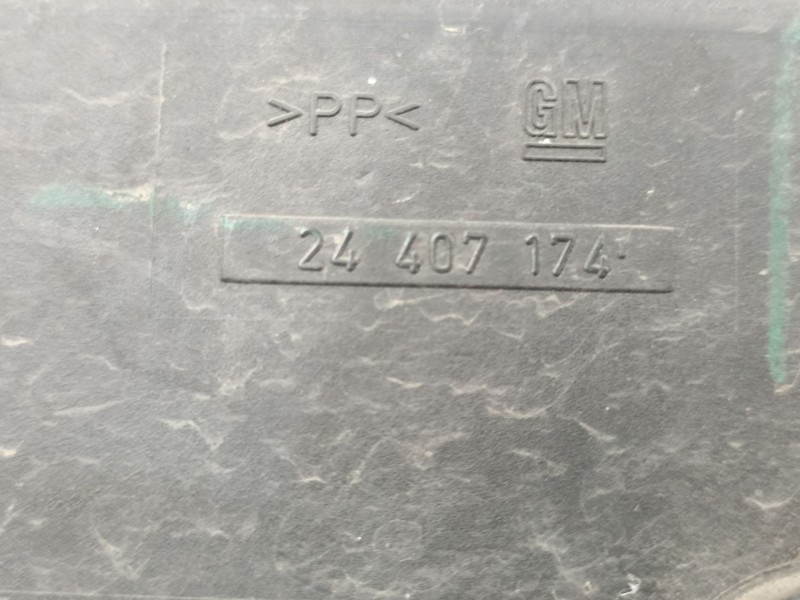 Recambio de antiniebla izquierdo para opel zafira a monospace (t98) 2.0 dti 16v (f75) referencia OEM IAM 24407174  