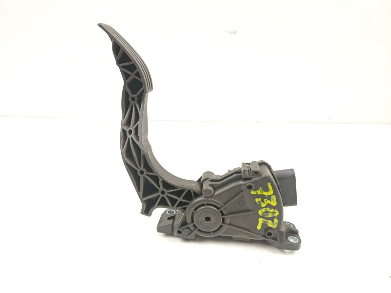 Recambio de potenciometro aceleracion para ford fiesta 1.4 td referencia OEM IAM 2S619F836AA 6PV00856700 