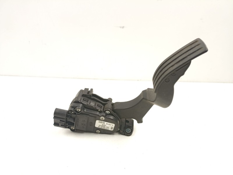 Recambio de potenciometro aceleracion para ford fiesta 1.4 td referencia OEM IAM 2S619F836AA 6PV00856700 