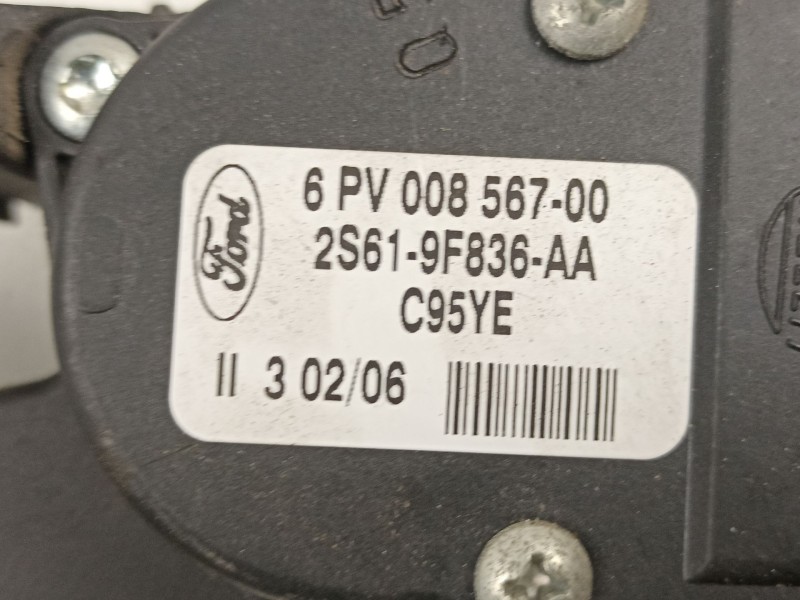 Recambio de potenciometro aceleracion para ford fiesta 1.4 td referencia OEM IAM 2S619F836AA 6PV00856700 