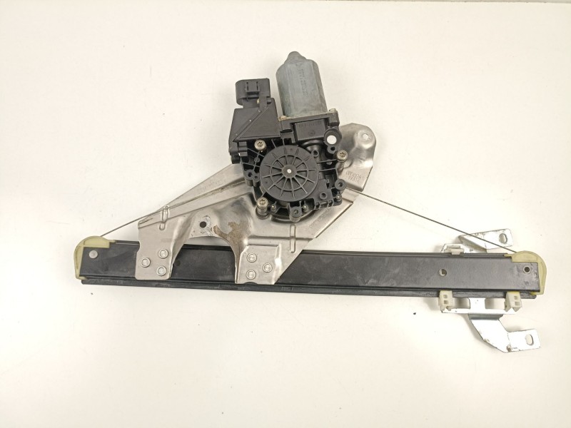 Recambio de elevalunas trasero derecho para audi a6 berlina (4b2) 2.4 (121kw) referencia OEM IAM 4B0839398B  