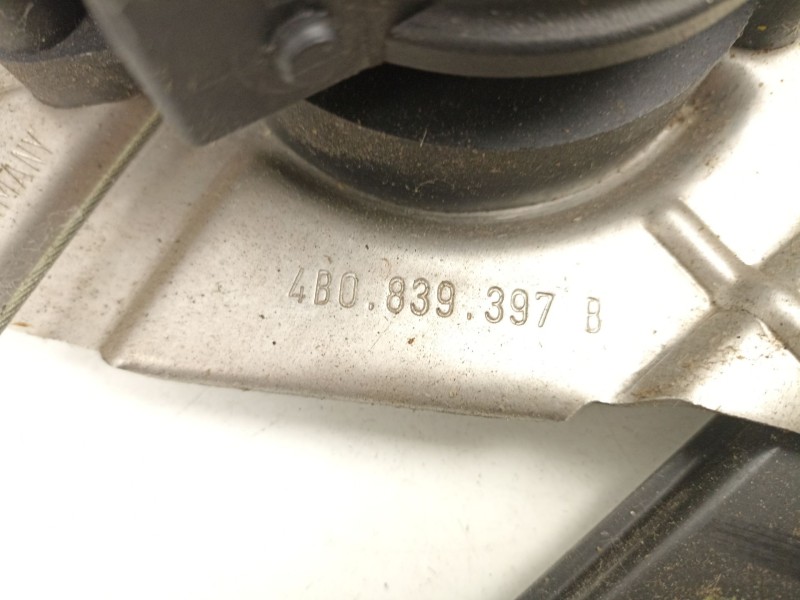 Recambio de elevalunas trasero izquierdo para audi a6 2.5 tdi 5p automatico referencia OEM IAM 4B0839397B  