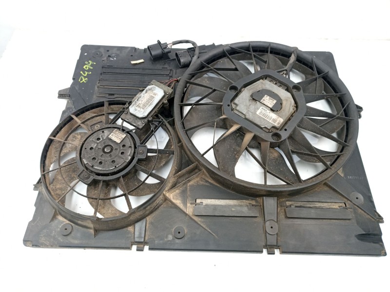 Recambio de electroventilador para volkswagen touareg (7la, 7l6, 7l7) 5.0 v10 tdi referencia OEM IAM 7L0121203G 0130706809 