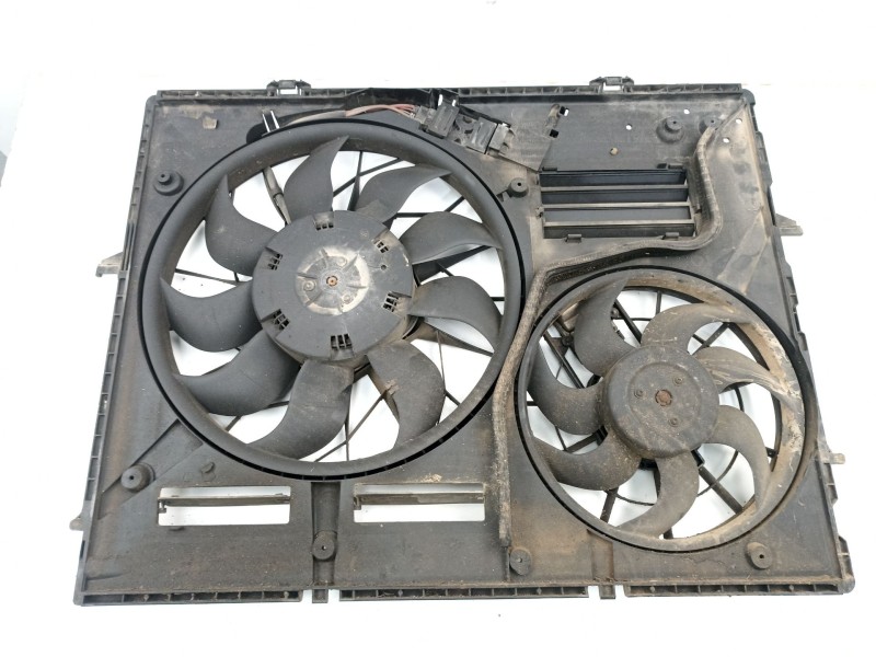 Recambio de electroventilador para volkswagen touareg (7la, 7l6, 7l7) 5.0 v10 tdi referencia OEM IAM 7L0121203G 0130706809 