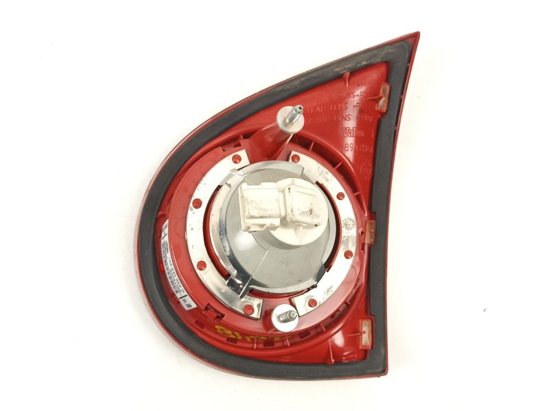 Recambio de piloto porton izquierdo para volkswagen golf v 1.9 tdi bxe - 1k - 5v referencia OEM IAM 1K6945093G 89031705 