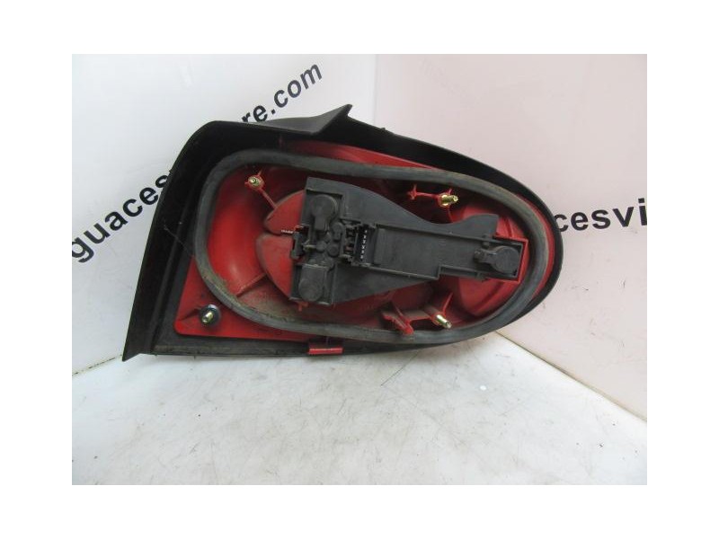 Recambio de piloto trasero izq. : renault megane : 1.6 g -k7m (89,76cv) 3p [1996] para renault megane 1.6 g -k7m    3p referenci