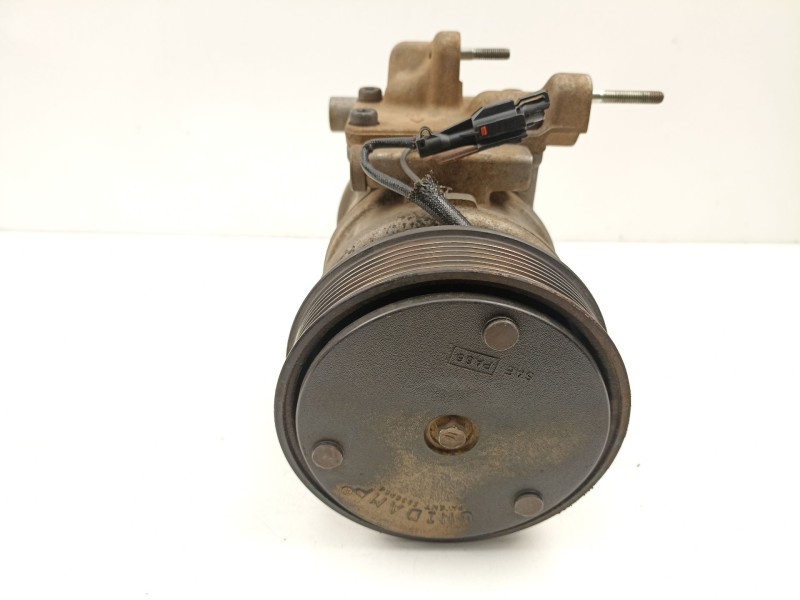 Recambio de compresor aire acondicionado para kia sorento i (jc) 2.5 crdi referencia OEM IAM 977013E000  