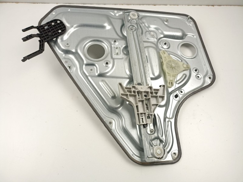 Recambio de elevalunas trasero derecho para hyundai ix20 (jc) 1.4 crdi referencia OEM IAM 834601P000  