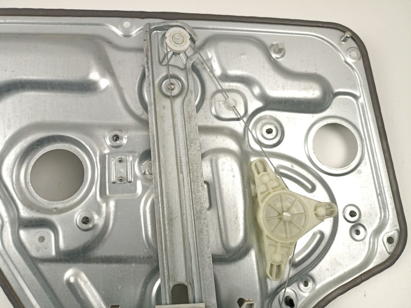 Recambio de elevalunas trasero derecho para hyundai ix20 (jc) 1.4 crdi referencia OEM IAM 834601P000  