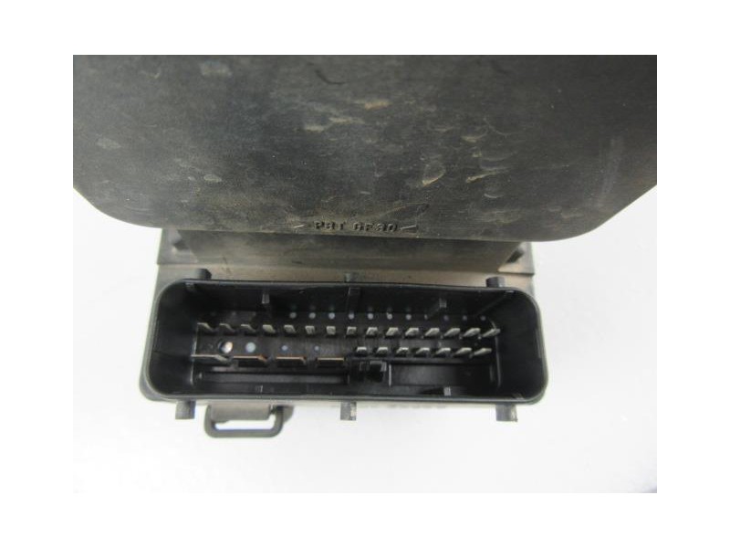 Recambio de abs : renault clio : 1.1 g [2001] para renault clio 1.1 g referencia OEM IAM 8200085584  