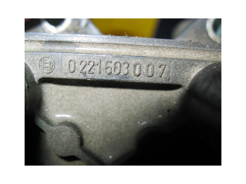 Recambio de bobina : citroen saxo : 1.4 g -kfx (74,8cv) 3p [1996] para citroen saxo 1.4 g -kfx referencia OEM IAM 0221503007BOSC