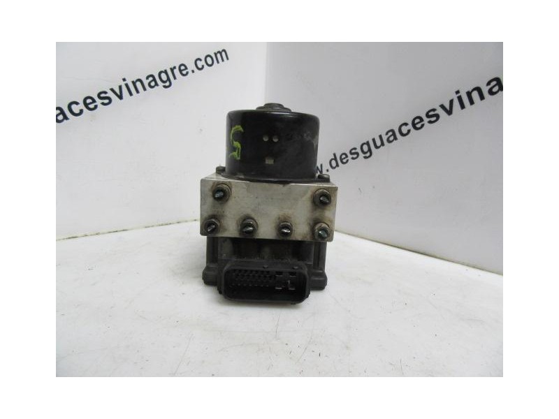 Recambio de abs : renault twingo : 1.1 g 3p [1994] para renault twingo 1.1 g referencia OEM IAM 8200034011-A  