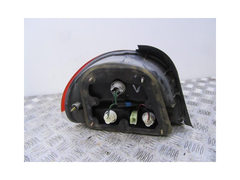 Recambio de piloto trasero dch. : hyundai accent : 1.3 g (84,30cv) [1999] para hyundai accent 1.3 g referencia OEM IAM   