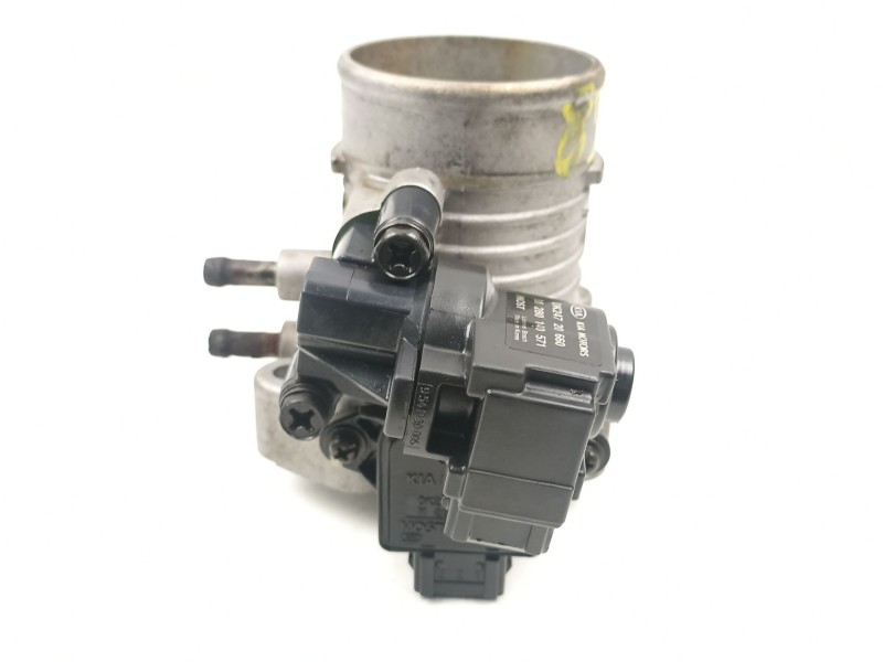 Recambio de caja mariposa para kia sephia sephia sedan (fa) 1.5 i 89cv referencia OEM IAM 0K2A113640  