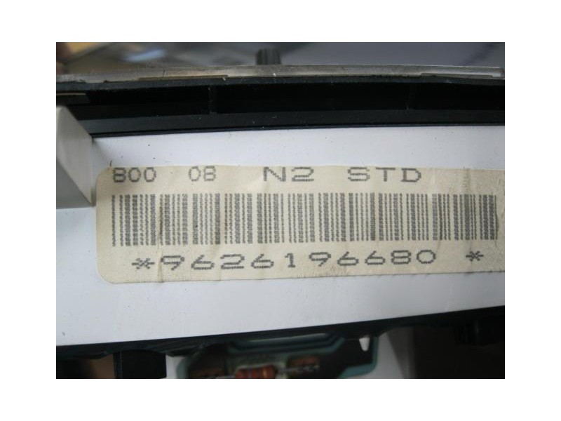 Recambio de cuadro instrumentos : citroen saxo : 1.4 g -kfx (74,8cv) 3p [1996] para citroen saxo 1.4 g -kfx referencia OEM IAM 9