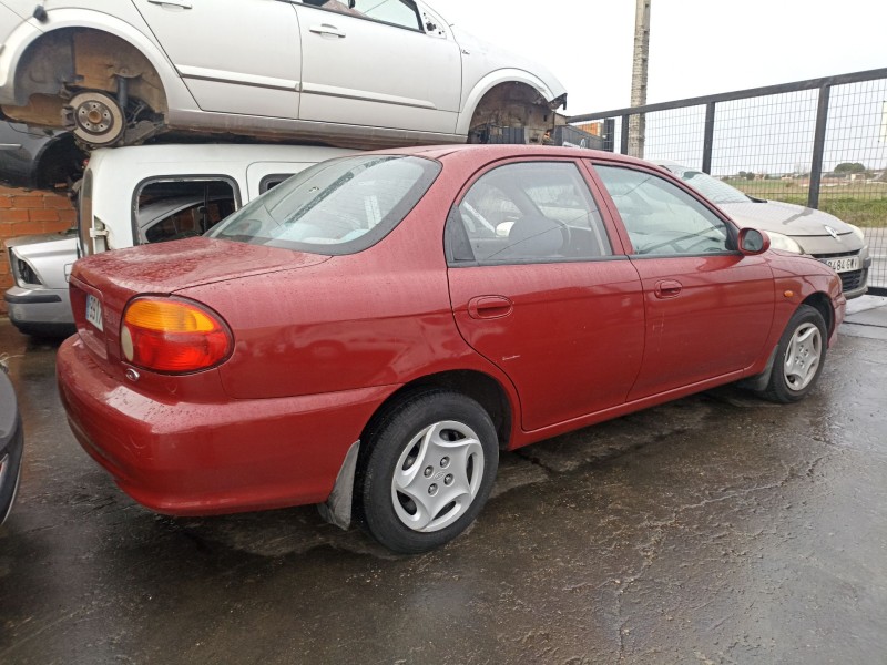 kia sephia del año 2001