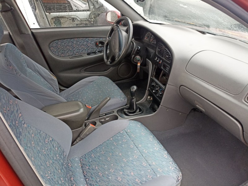 kia sephia del año 2001